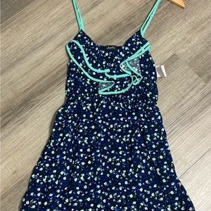 NWT - Justify blue floral sundress size Juniors medium